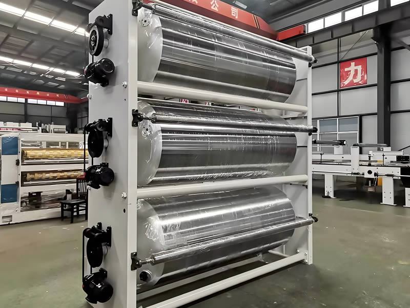 Triple Layer Pre Heater is installed before gluing machine